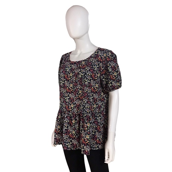 W5 Black Floral Peplum Top - Picture 4 of 7